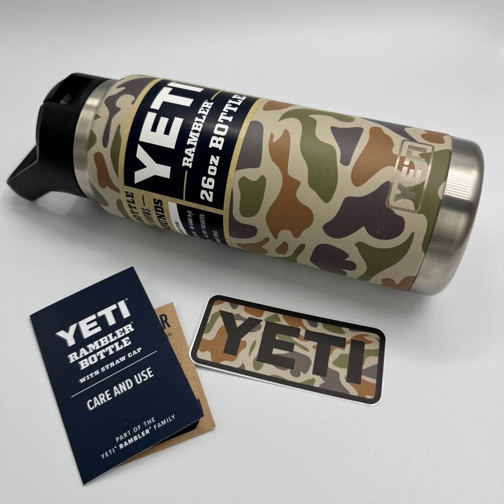 YETI Rambler 26oz Bottle Tan Camo - Picture 8 of 8